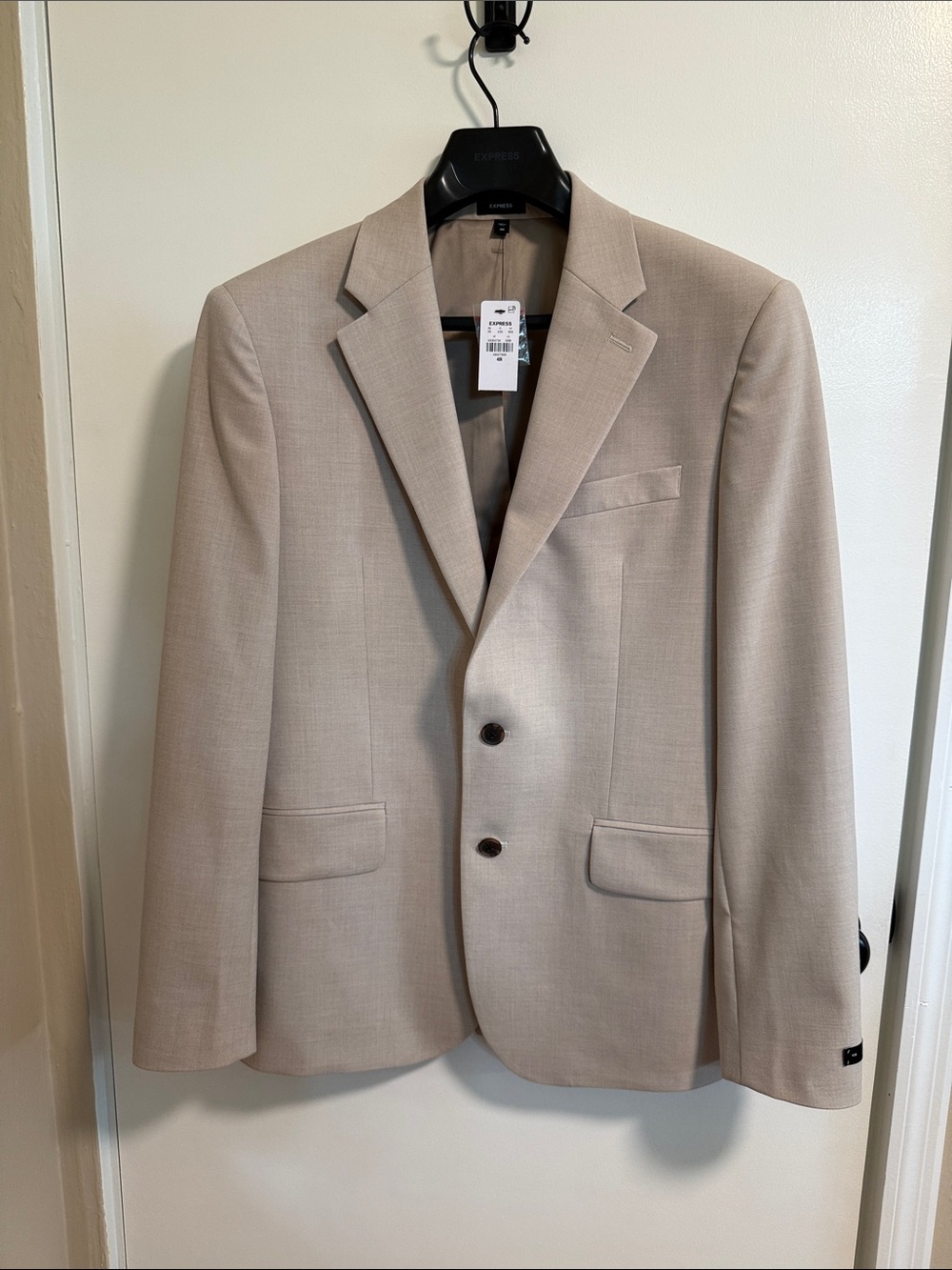 NWT Express Men's Light Khaki Slim Fit Two-Button Blazer